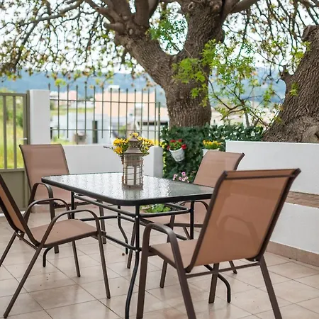 Nyaraló Traditional Suburbs Maisonette