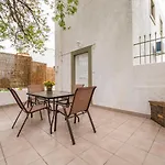 Dom wakacyjny Traditional Suburbs Maisonette Miasto Kos